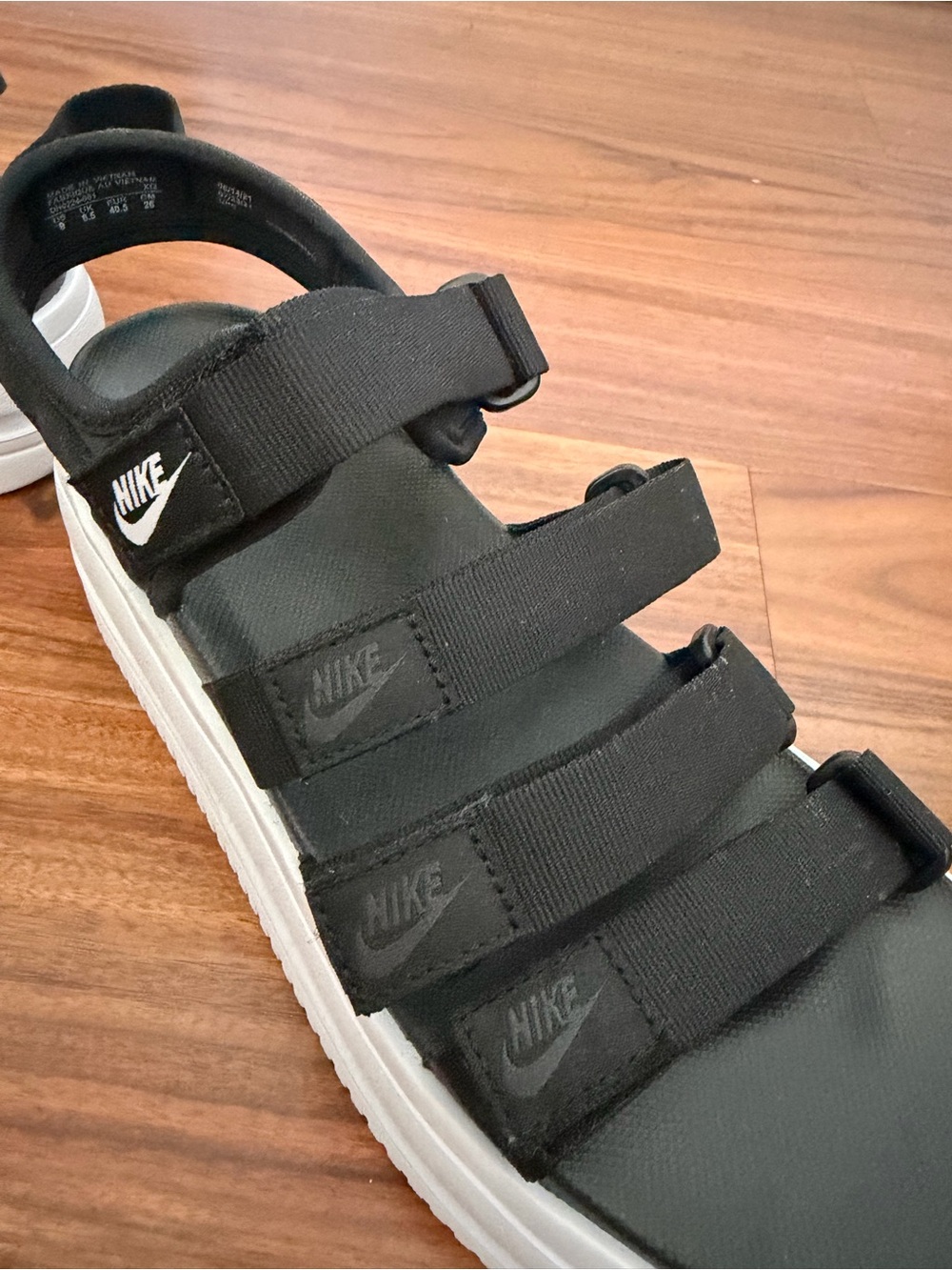 Nike Icon Classic Platform Sandal - Picture 6 of 8